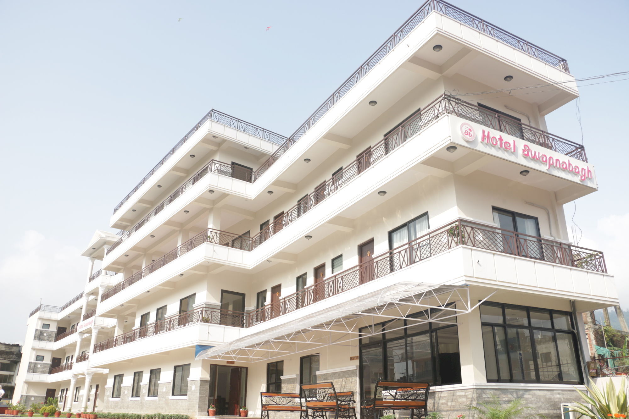 Hotel Swapnabagh Pokhara Dış mekan fotoğraf